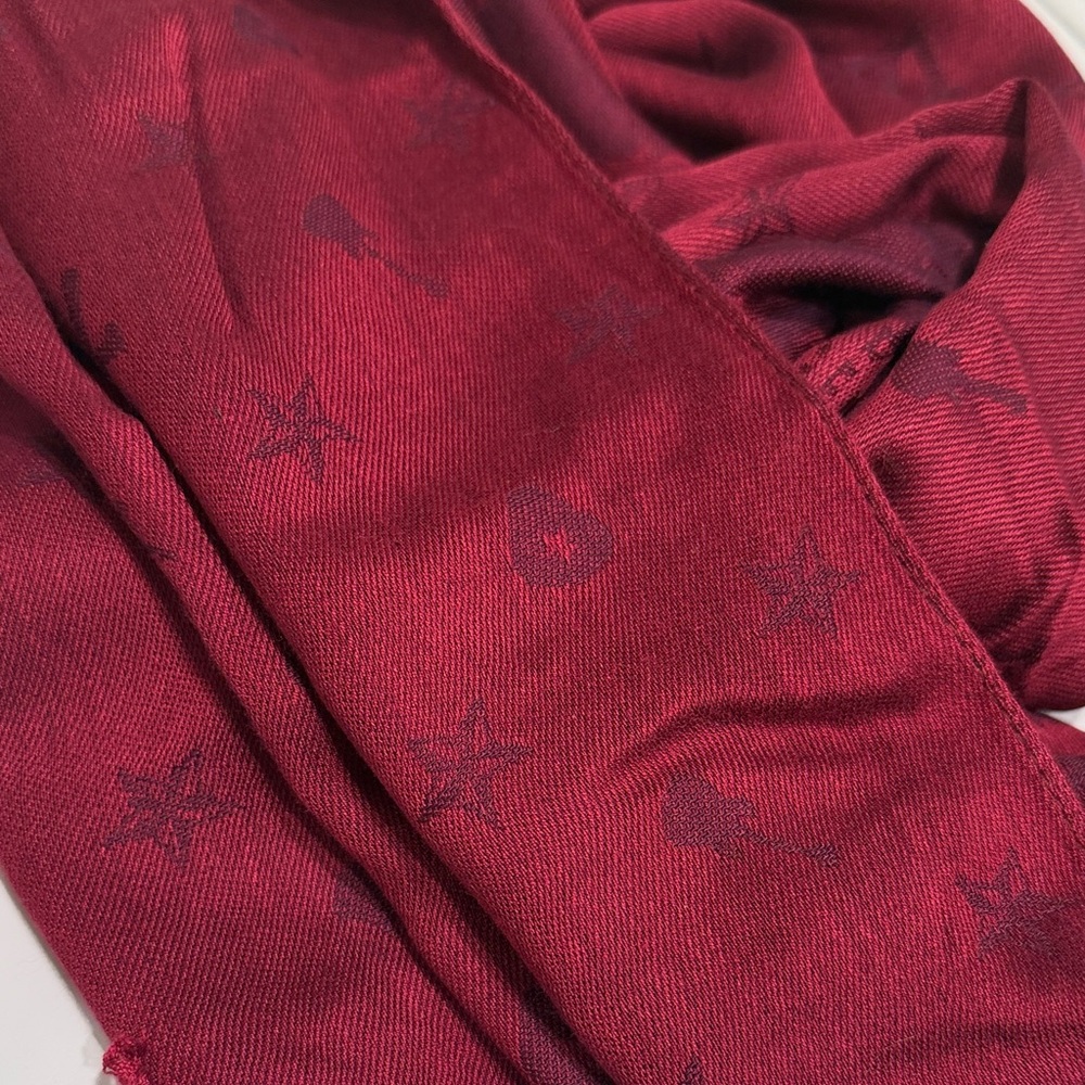 Hard Rock Cafe Pashmina NWT